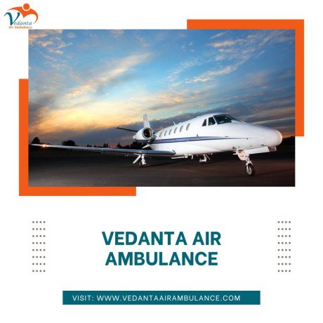 select-vedanta-air-ambulance-in-patna-with-specialist-md-doctor-big-0