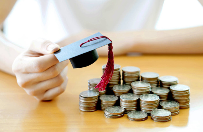 get-short-term-loans-online-beat-all-chances-to-get-money-big-1